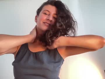 Naked cam girl annareyle image #2504179