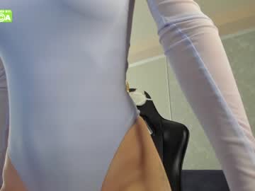 Naked cam girl coy_t66nager image #2437350