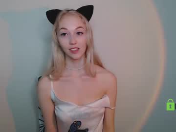 Naked cam girl modest_elizabeth image #3665062