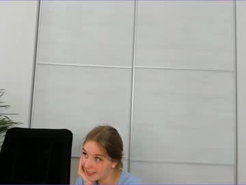 Naked cam girl elizabeth__gray image #2856087