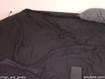 Naked cam girl mari_and_jandro image #734248