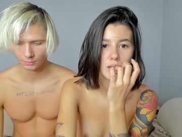 Naked cam couple skinnnkiss image #2751361
