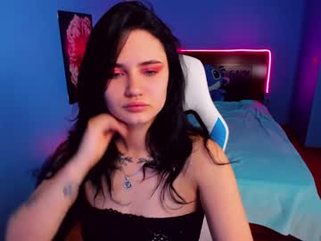 Naked cam girl evelinameow image #3519900