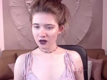 Naked cam girl annieaimee image #2295565