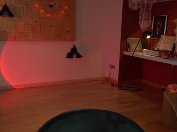 Naked cam girl chillwithkira image #2963695