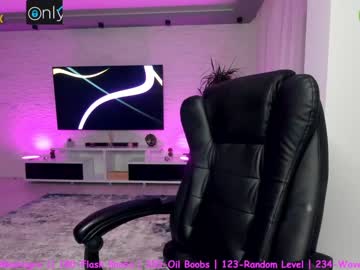 Naked cam girl haileygrx image #1499149