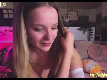 Naked cam girl sonjashy image #2181044