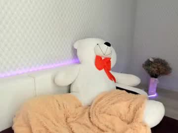 Naked cam girl mei_tin image #446874