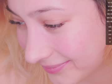 Naked cam girl aveksmr image #1406722