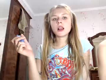 Naked cam couple ellie_mcqueen image #1850051