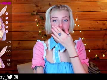 Naked cam girl lit1le_kitty_ image #2898282