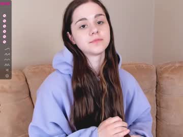 Naked cam girl ainaschavell image #1970716