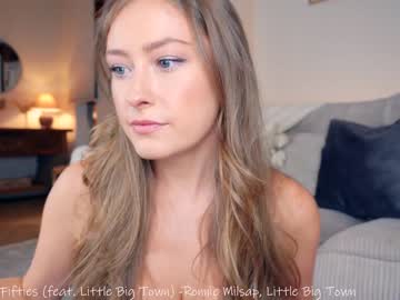 Naked cam girl x_lily_x image #2477487