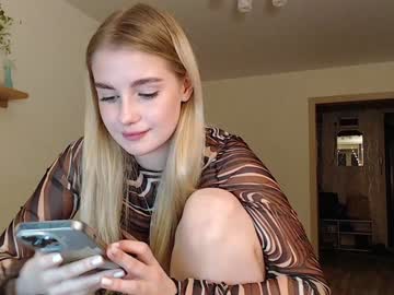 Naked cam girl cute_siberian_girl image #1706566