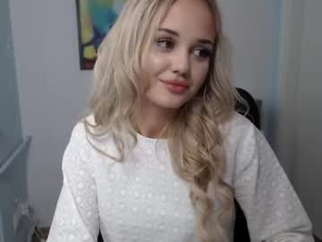 Naked cam girl leila_il image #2150833
