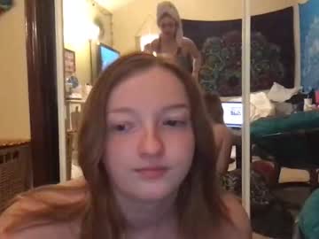 Naked cam girl gbabyy80085 image #380588