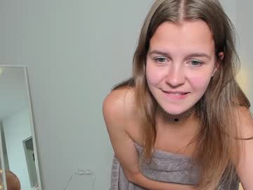 Naked cam girl eli_sun image #2832240