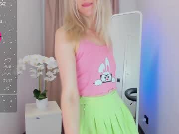 Naked cam girl betty_lovee image #4016056