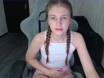 Naked cam girl kylie_mine image #2803972
