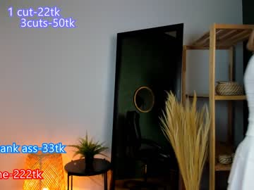 Naked cam girl evemoonlight image #3786424