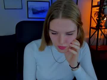 milvus_nol naked cam