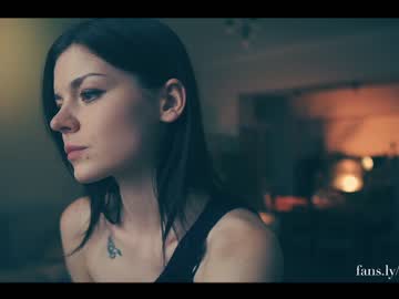 Naked cam girl auddicted image #2042017