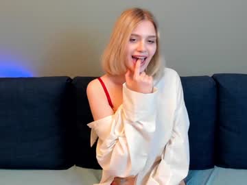 carolinadiary naked cam
