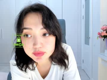 Naked cam girl lee_yoona image #751523