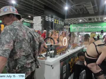 Naked cam girl pr3ttyp1nkpussy image #2218148