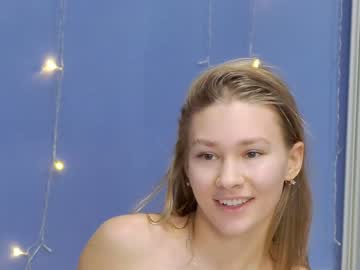 Naked cam girl teonasafina__ image #3436992