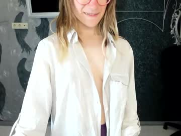 Naked cam girl kali_coy image #1855419