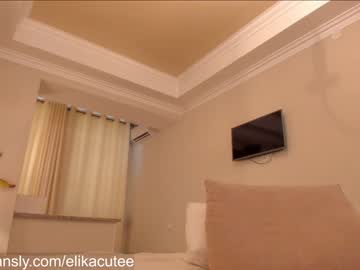 Naked cam girl elikacutee image #1767016