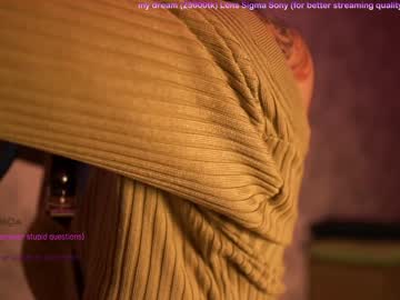 Naked cam girl kronniekray image #535747