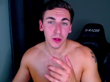 Naked cam man zach_rhyder image #2722063