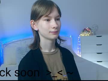 lianell_ naked cam