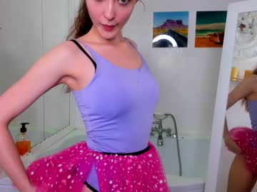 Naked cam girl dd_sss image #204203