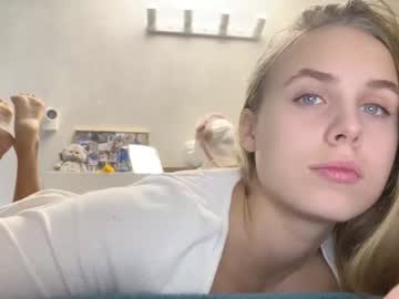 Naked cam girl gosssip image #3612470