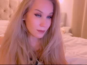 Naked cam girl myassistant image #3803875