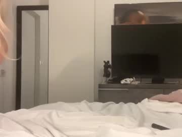 tayloreverlyy naked cam