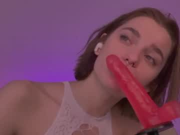 Naked cam girl shycinderella image #748069