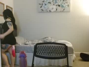 Naked cam girl amilustx2x image #3984600