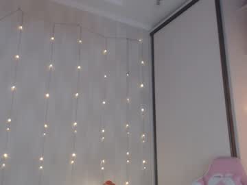 Naked cam girl hi_teika image #1409035