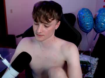 Naked cam man gucciboi4 image #4078588