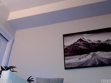 Naked cam girl oliviaowens image #1191647
