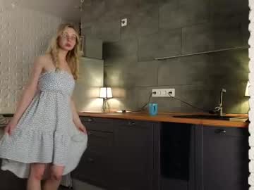 Naked cam girl ellizabetta image #4014324