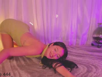 Naked cam girl alicia_uwu image #2011519