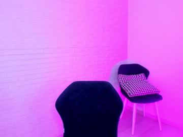 Naked cam girl 8a8y_nura image #1201101