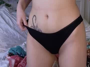 Naked cam girl wandaaytes image #4057151