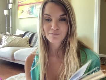 Naked cam girl phoenix_taylor image #1987831
