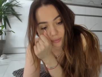 Naked cam girl meryfoxxx image #2237103